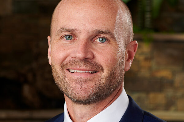 Image for Dr. Alexander Nicoloff Joins Inovia Vein